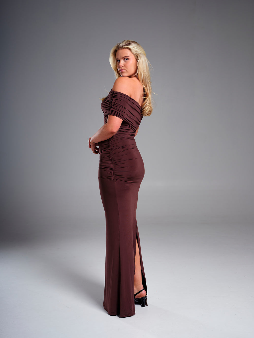 Oblique One Shoulder